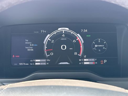 Used 2025 Toyota Tundra Limited image 48