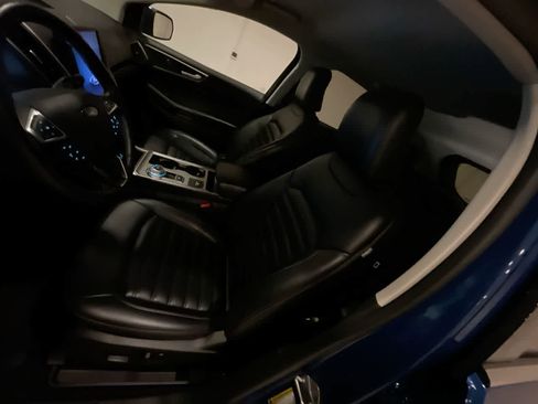 Used 2024 Ford Edge SEL image 11