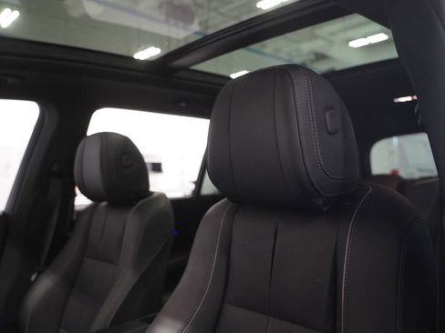 Certified 2024 Mercedes-Benz GLS 580 4MATIC image 13