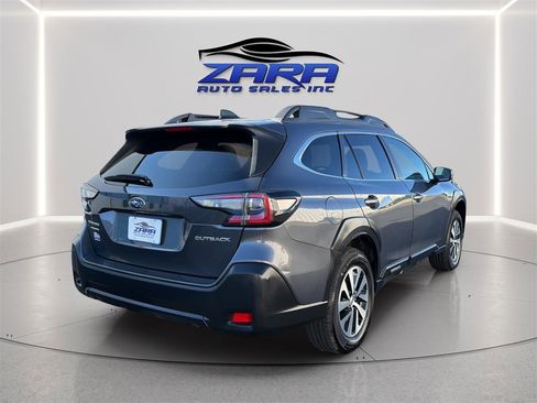 Used 2023 Subaru Outback Premium AWD/4WD image 7