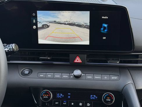 New 2026 Hyundai Elantra SEL FWD image 17