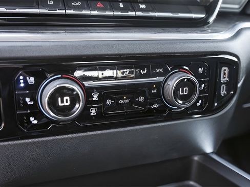 Used 2024 Chevrolet Silverado 3500 LTZ w/ LTZ Convenience Package image 22