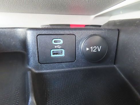 Used 2023 Ford Escape Platinum w/ Class II Trailer Tow Package FWD image 10