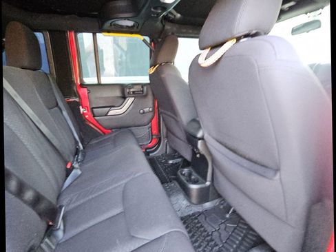 Used 2013 Jeep Wrangler Unlimited Sport w/ Connectivity Group image 37