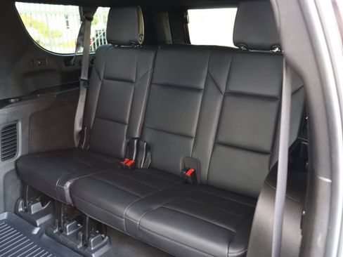 Used 2021 Cadillac Escalade ESV Luxury image 24