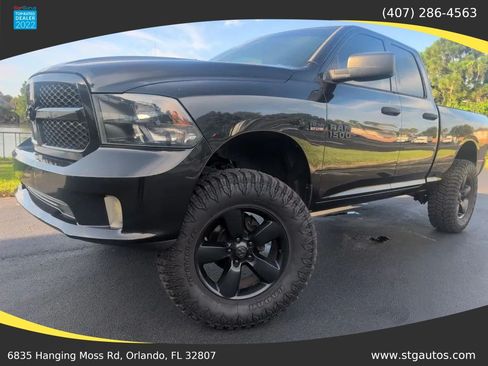 Used 2017 RAM 1500 Express w/ Black Ram 1500 Express Group RWD image 10