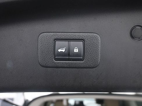 Used 2023 Nissan Armada Platinum w/ Captain's Chairs Package AWD/4WD image 25