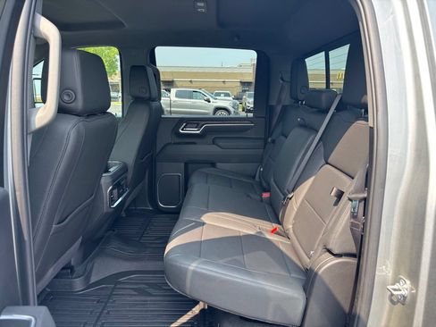 Used 2026 GMC Sierra 3500 SLT w/ SLT Premium Package AWD/4WD image 28