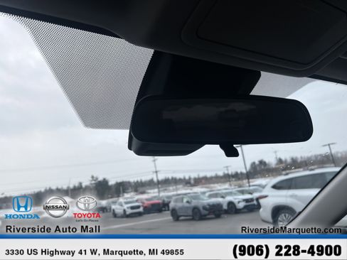 Used 2025 Toyota RAV4 XLE image 19