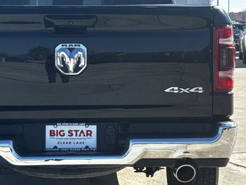 Used 2024 RAM 1500 Laramie AWD/4WD image 9