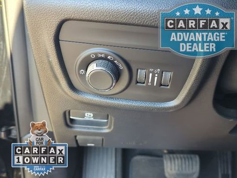 Used 2023 Jeep Grand Cherokee L Laredo image 14