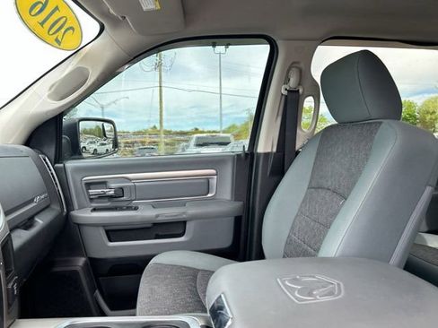 Used 2016 RAM 1500 Big Horn AWD/4WD image 30