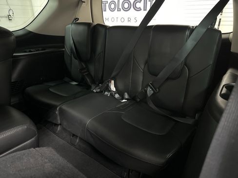 Used 2022 Nissan Armada SL w/ Captain's Chairs Package image 35