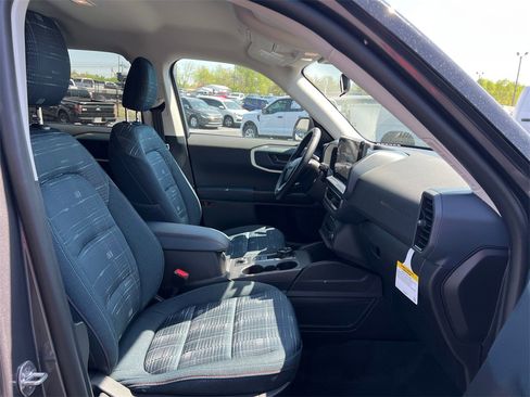 New 2025 Ford Bronco Sport Heritage w/ Convenience Package image 12