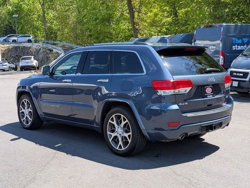 Used 2019 Jeep Grand Cherokee Overland AWD/4WD image 8