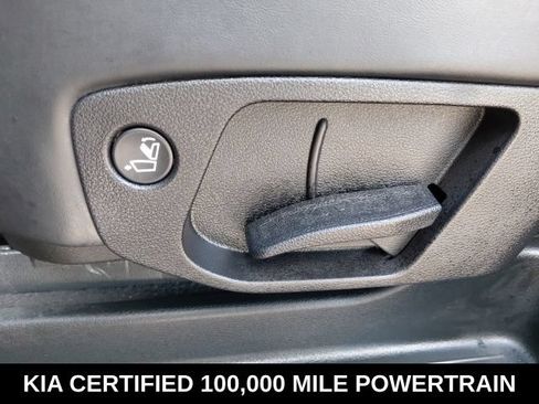 Certified 2024 Kia Telluride LX FWD image 24