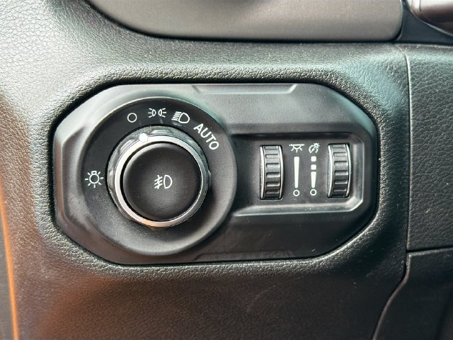 Used 2021 Jeep Wrangler Unlimited Sport AWD/4WD image 10