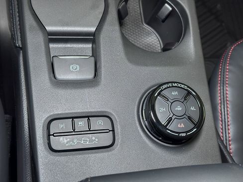 New 2025 Ford Ranger Raptor image 30