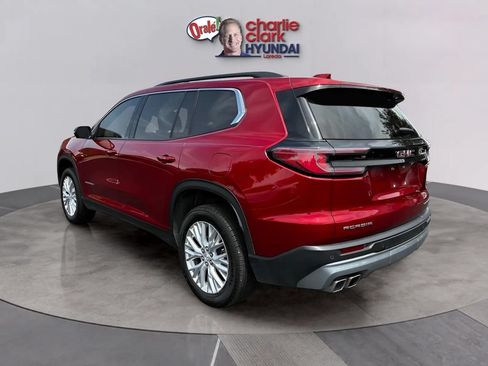 Used 2025 GMC Acadia Elevation w/ Elevation Premium Package FWD image 3