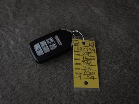 Used 2017 Honda Pilot EX-L image 48
