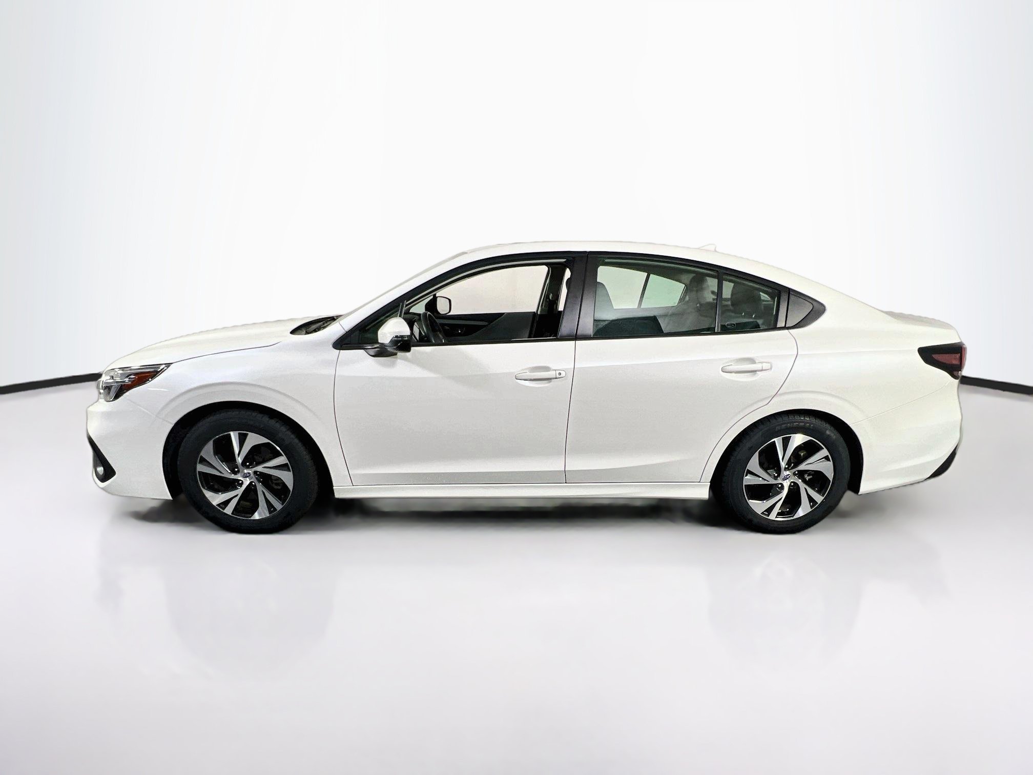 Used 2024 Subaru Legacy Premium AWD/4WD image 8