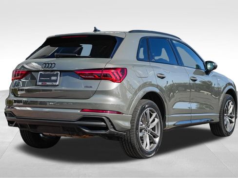 Certified 2023 Audi Q3 2.0T Premium w/ Black Optic Sport Package AWD/4WD image 10