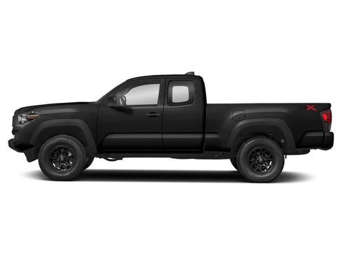 Used 2023 Toyota Tacoma SR image 3