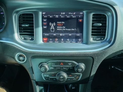 Used 2019 Dodge Charger Scat Pack w/ Dynamics Package image 21