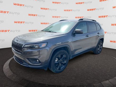 Used 2019 Jeep Cherokee Latitude Plus image 1