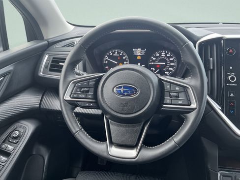 Used 2024 Subaru Ascent Premium w/ Convenience Package image 26