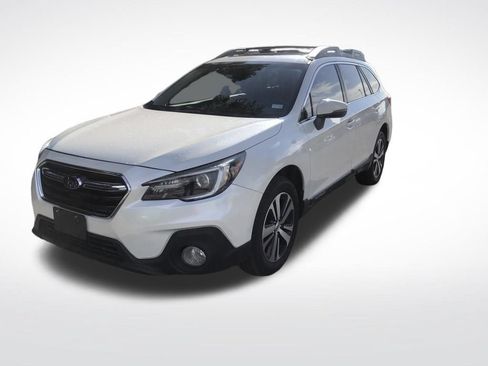 Used 2019 Subaru Outback 3.6R Limited AWD/4WD image 2