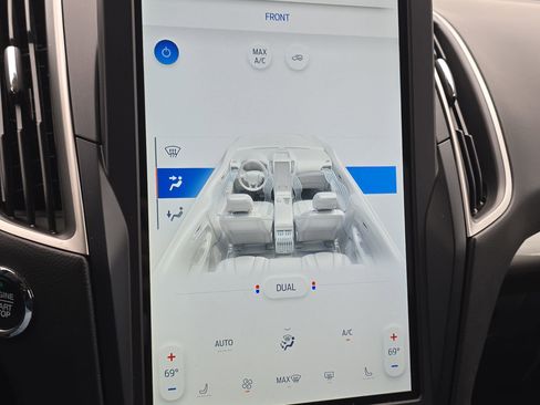 Used 2023 Ford Edge SEL w/ Convenience Package image 19