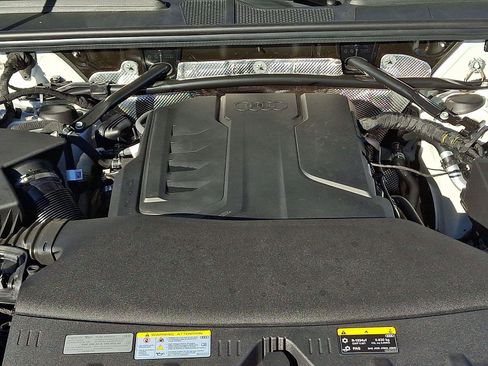 Used 2025 Audi Q5 Premium Plus w/ Premium Plus AWD/4WD image 28