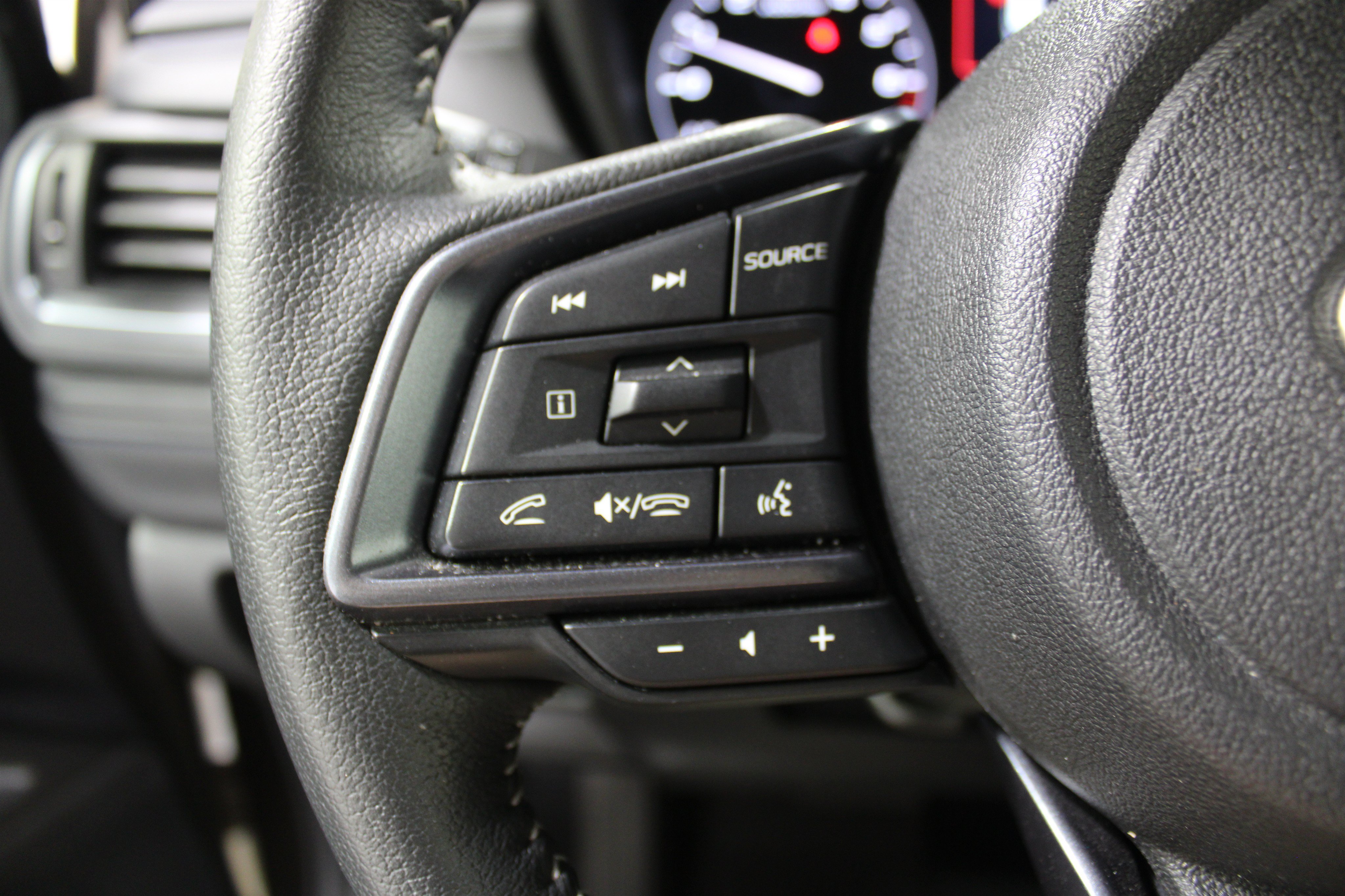 Certified 2025 Subaru Forester Limited AWD/4WD image 19