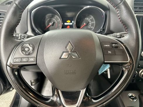 Used 2024 Mitsubishi Outlander Sport LE AWD/4WD image 19