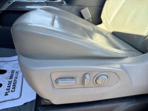 Used 2019 Chevrolet Silverado 1500 LTZ w/ LTZ Convenience Package image 12