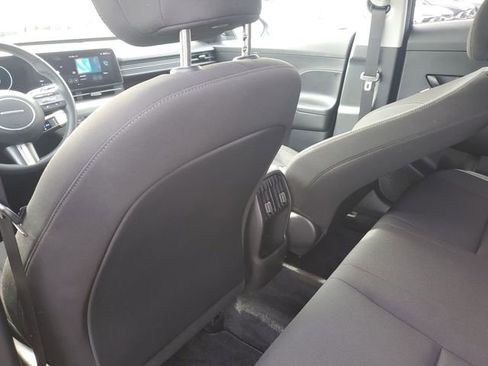 Used 2025 Hyundai Kona SEL image 13