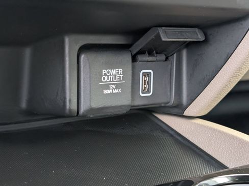 Used 2020 Honda Pilot Touring image 27