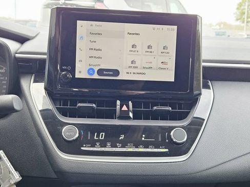 Used 2024 Toyota Corolla LE image 22