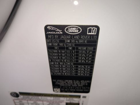 New 2026 Land Rover Defender 110 S AWD/4WD image 31