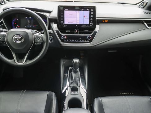 Used 2021 Toyota Corolla XSE image 11