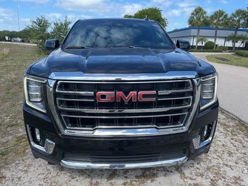Certified 2023 GMC Yukon SLT w/ SLT Premium Package image 2
