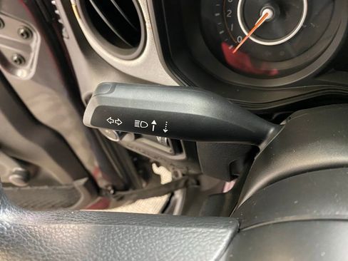 Used 2024 Jeep Wrangler Sport AWD/4WD image 28