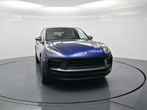 Certified 2026 Porsche Macan Turbo image 33