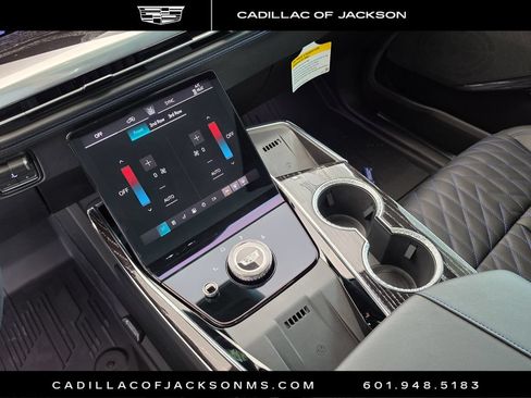 New 2026 Cadillac Escalade IQ Sport 1 w/ LPO, ONYX Package AWD/4WD image 27