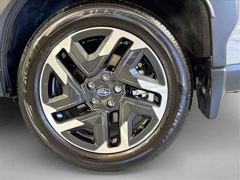 Used 2026 Subaru Forester Limited AWD/4WD image 30