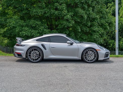 Certified 2022 Porsche 911 Turbo S AWD/4WD image 8