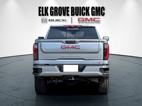 Used 2024 GMC Sierra 2500 AT4 w/ AT4 Premium Plus Package AWD/4WD image 5