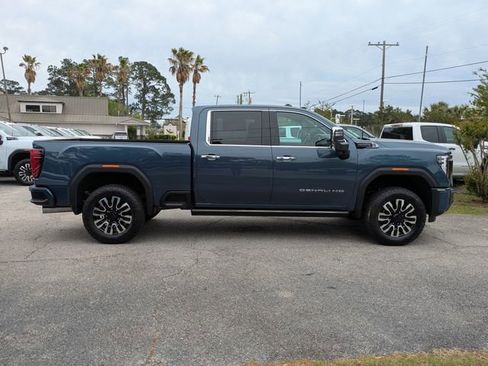 New 2026 GMC Sierra 2500 Denali Ultimate image 4