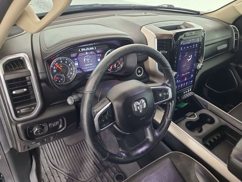 Used 2019 RAM 1500 Laramie image 13